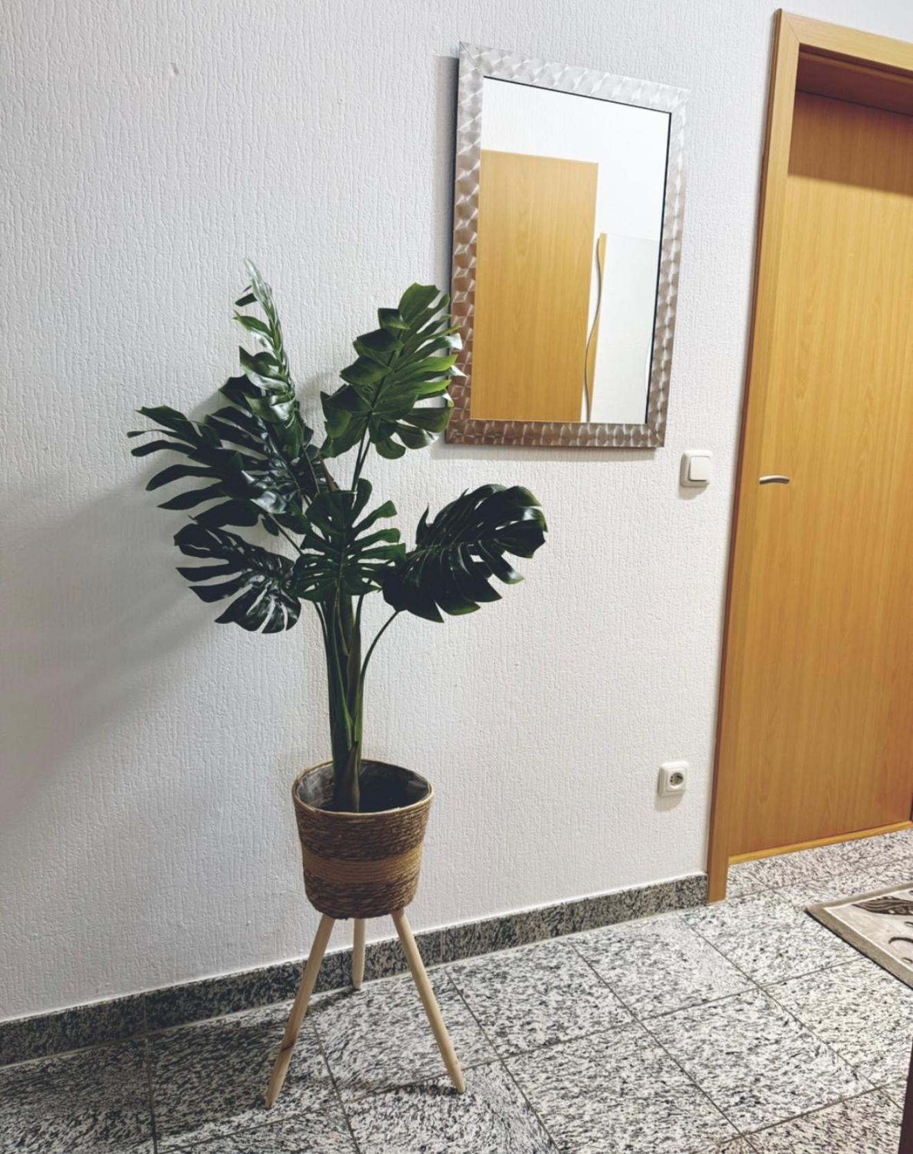 Zentrale Grosse Vollausgestattete Wohnung Fuer Alle Zwecke Perfekt Geeignet Witten Exterior photo